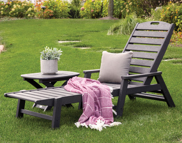 Nautical Chaise with Arms
