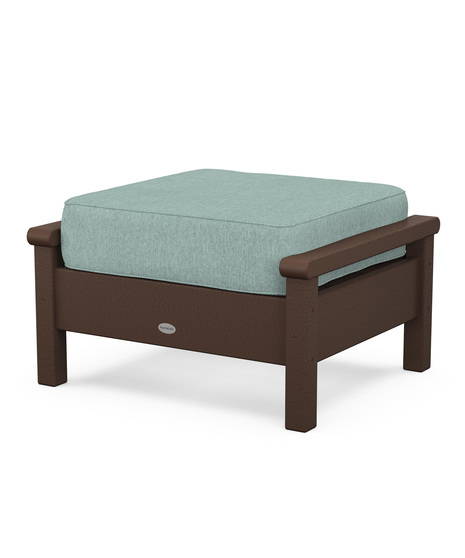 The perfect pair with any of our Harbour Collection seating, this ottoman features contemporary lines matched with maximum comfort.