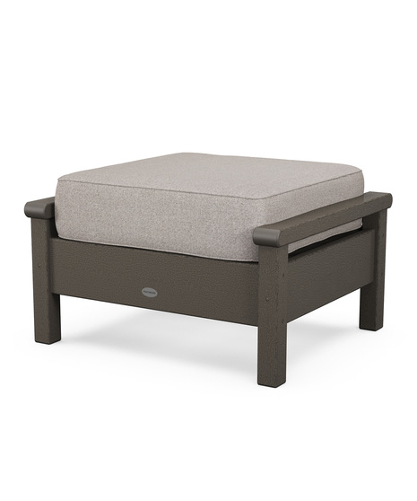 The perfect pair with any of our Harbour Collection seating, this ottoman features contemporary lines matched with maximum comfort.