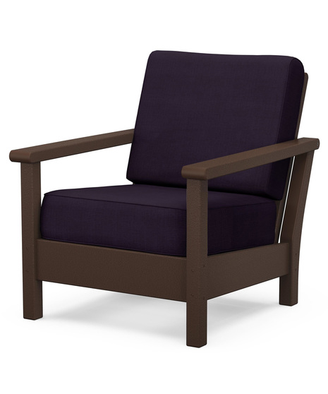 The Harbour Collection Chair has contemporary lines that are matched with maximum comfort.