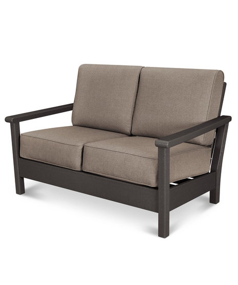 Harbour Deep Seating Loveseat is the perfect addition to your outdoor living area designed with contemporary lines and premium comfort