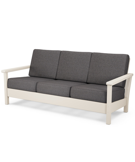 Sit down in style and enjoy the soft marine-grade foam cushions available in a variety of  fabric options.