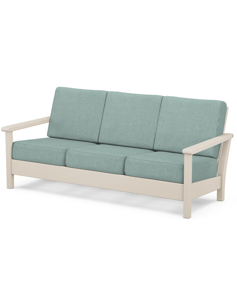 Sit down in style and enjoy the soft marine-grade foam cushions available in a variety of  fabric options.