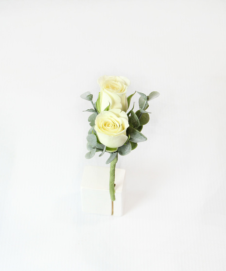 Spray Rose Boutonniere