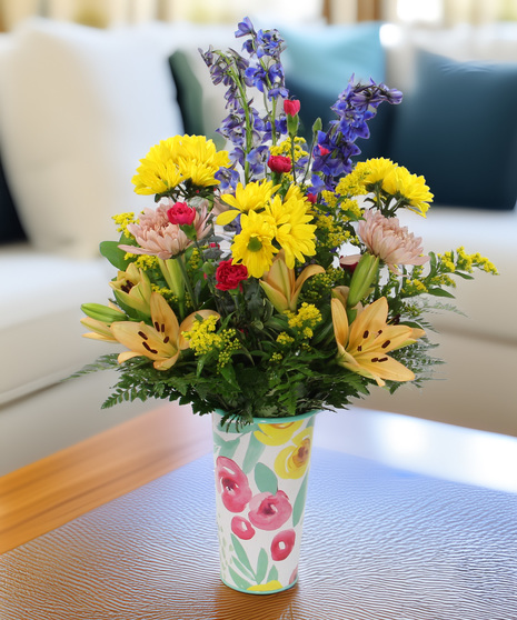 Fascination - send the beauty of spring in a vibrant floral gift