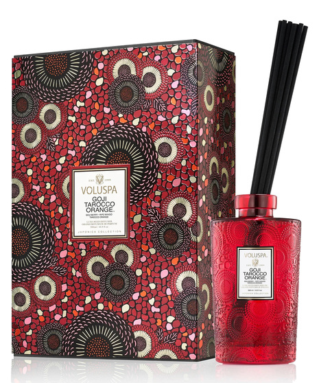 Baltic Amber Luxe Reed Diffuser. Fragrance Family: Warm / Spiced Notes of Amber Resin, Sandalwood, Cedar & Vanilla Orchid.