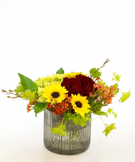 Fall Charm - send a petite touch of autumn elegance